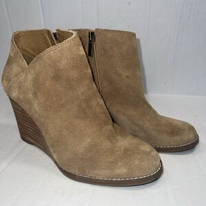 Lucky Brand Women Suede Wedge Ankle Boots Tan Side Zip Comfort Size 7